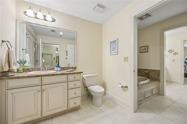 Building Photo - 150 Salt Air Dr