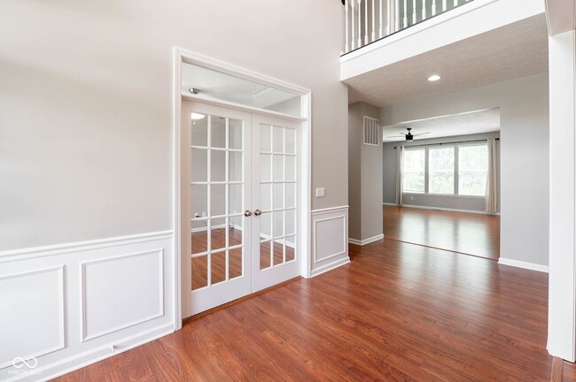Building Photo - 1325 Brentford Ln