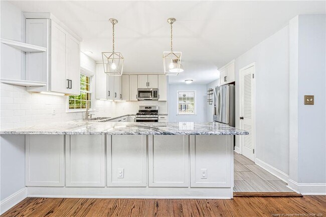 Building Photo - 325 Northview Dr