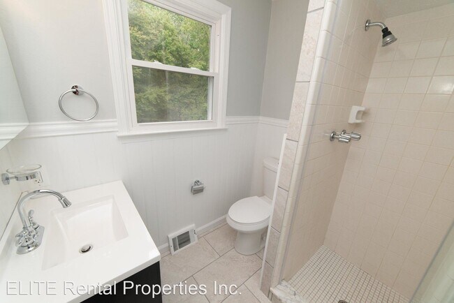 Building Photo - 4 br, 2.5 bath House - 440 Cricket Lane