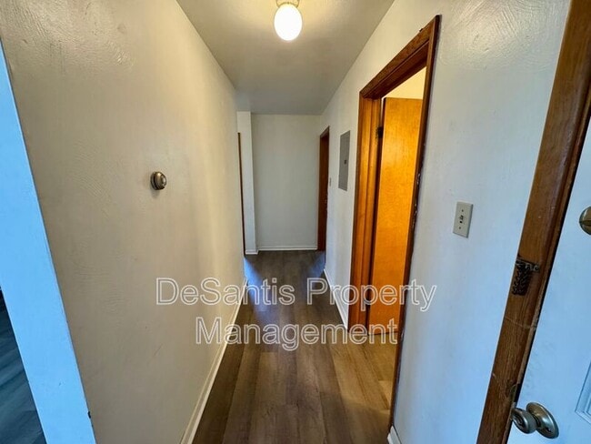 Building Photo - 212 N Highland Ave