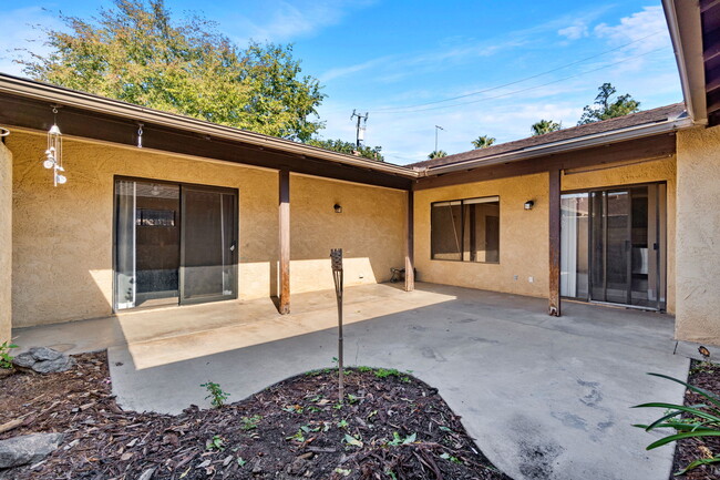 courtyard facing kitchen and main bedroom - 5079 E BREMER AVE