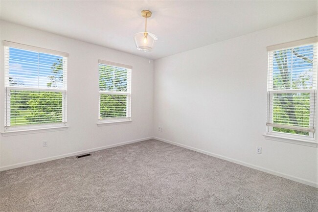 Building Photo - 478 N Wixom Rd