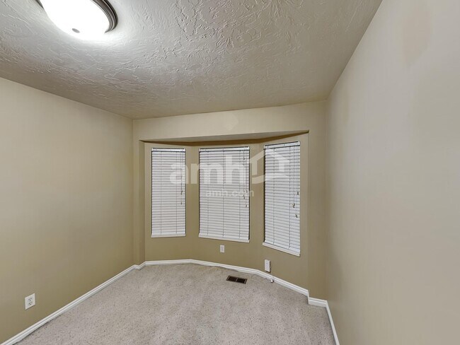 Building Photo - 5233 W Elk Horn Peak Dr