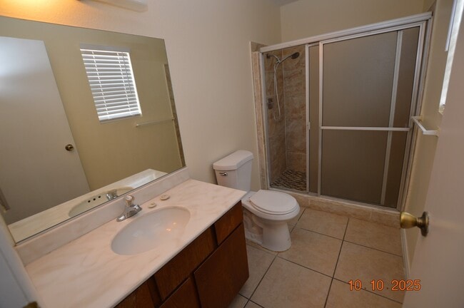 Building Photo - 90 Parrish Ln