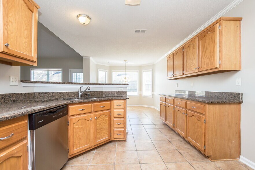 Building Photo - 1456 Albon Dr