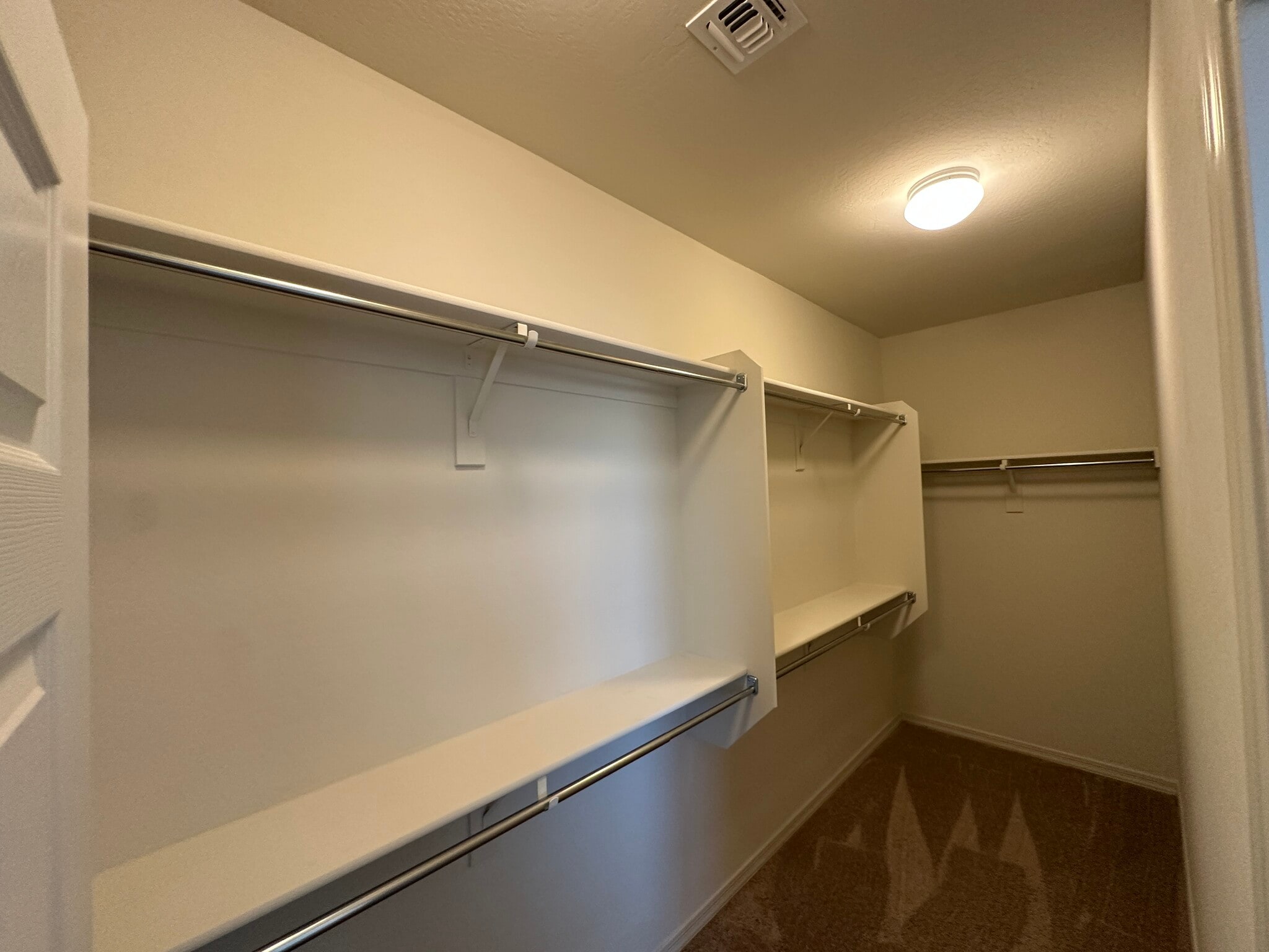 Building Photo - 5708 N 88th Ave