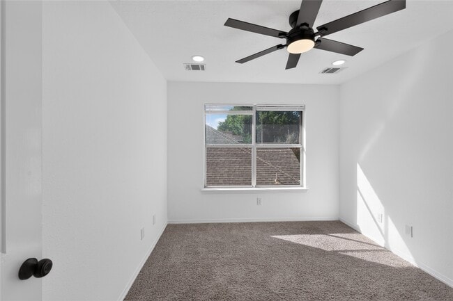 Building Photo - 23827 Spring Dane Dr