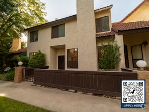 Building Photo - **$1,000 Off Second Month’s Rent!** Modern...