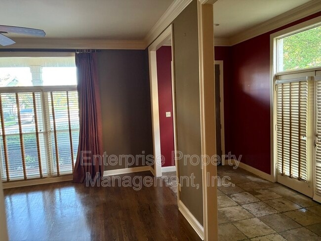 Building Photo - 958 Harbor View Dr