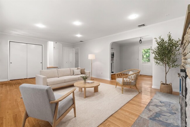 Building Photo - 269 Woodlands Ave