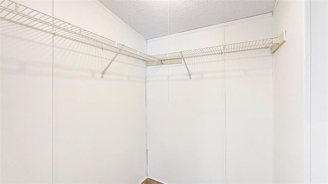 Building Photo - 1202 US-190