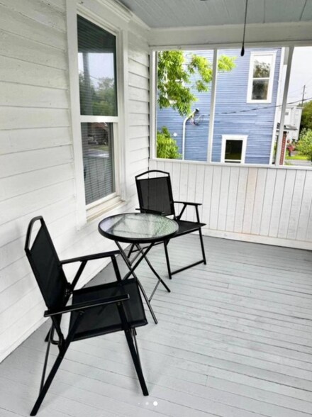 Building Photo - 1313 Live Oak St