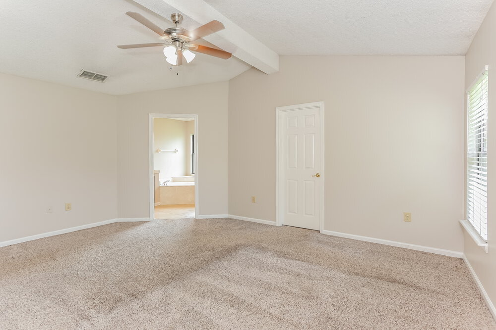 Building Photo - 925 Plumbridge Ct