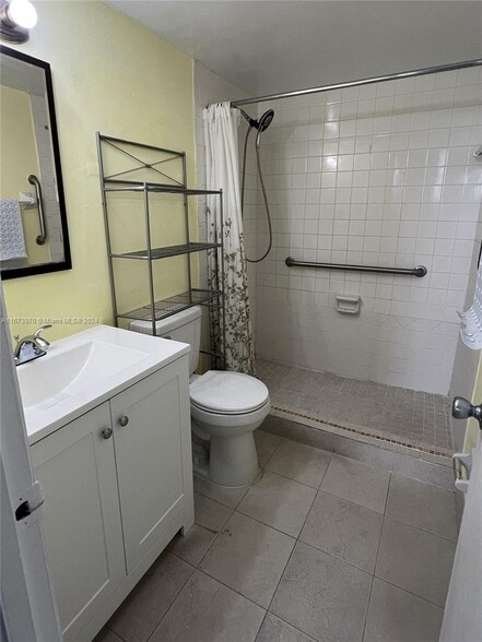 Building Photo - 5033 NW 7th St