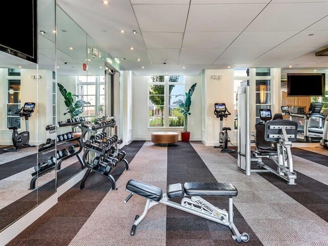 Building Photo - Lerner Windmill Parc