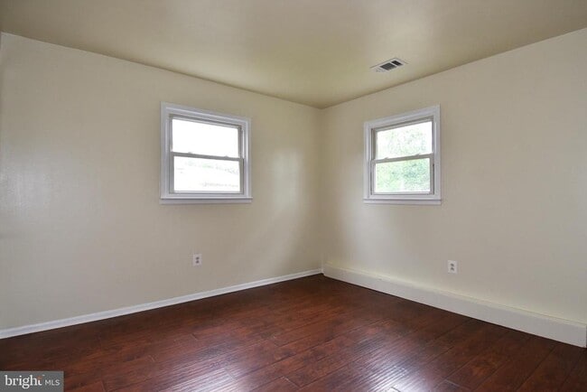 Building Photo - 13303 Huntington Ln