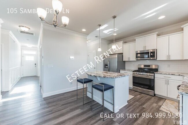 Building Photo - 105 Sambar Deer Ln