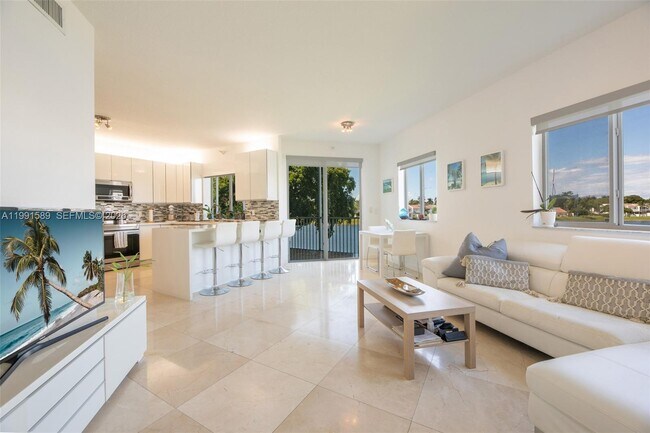 Building Photo - 10700 NW 66th St