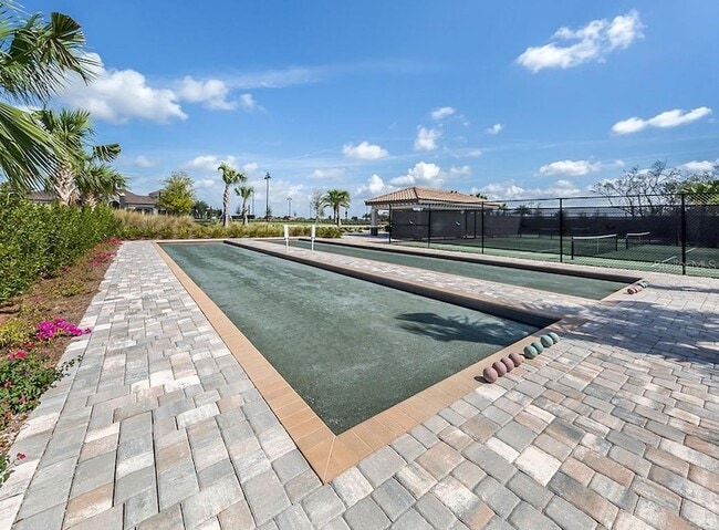 Building Photo - 17520 Gawthrop Dr