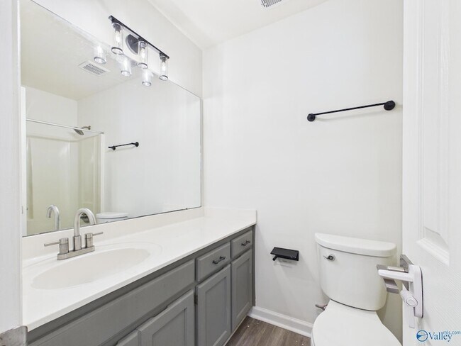 Building Photo - 263 Waters Edge Ln