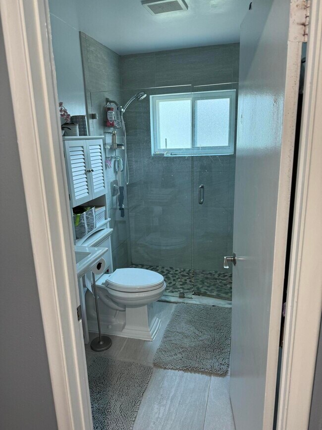 Building Photo - 3230 Pebble Beach Dr