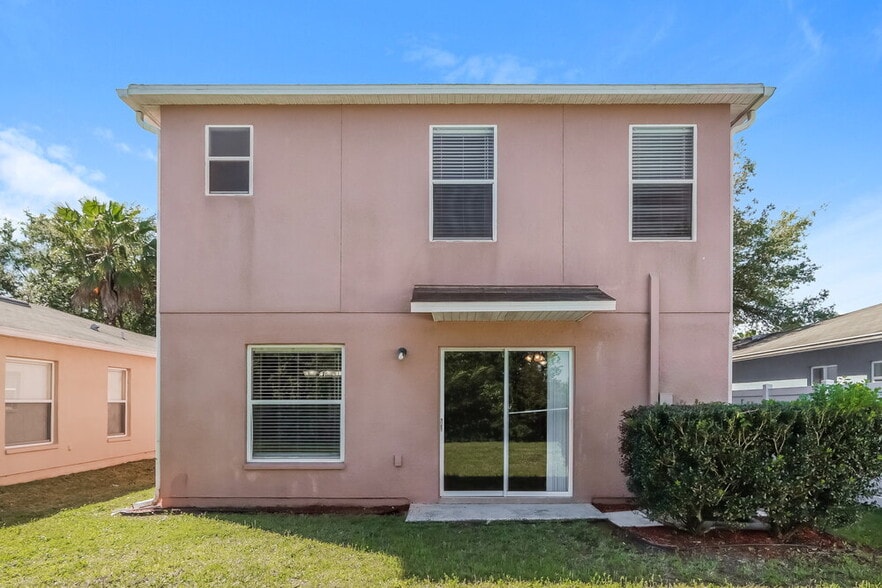 Building Photo - 3513 Cardinal Feather Dr