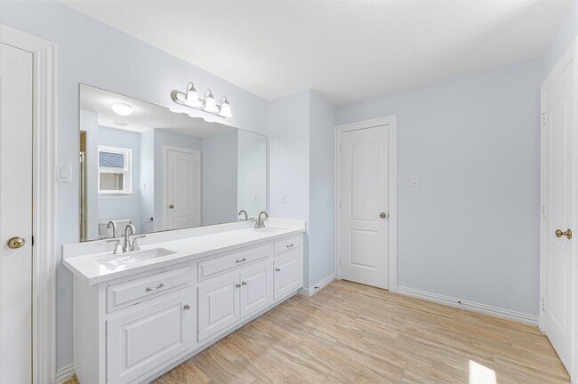 Building Photo - 1622 Cottage Landing Ln