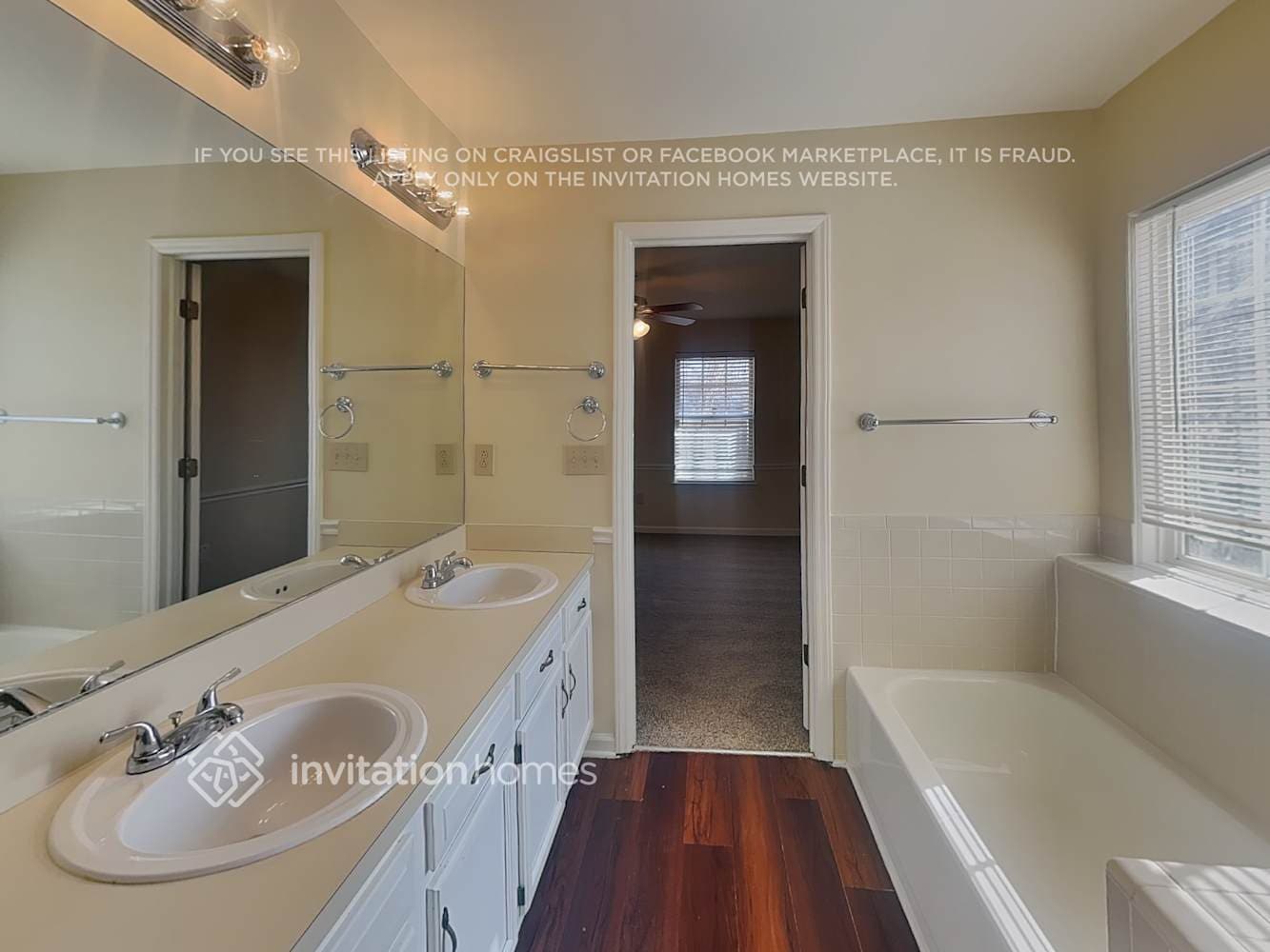 Building Photo - 14931 Rothwell Dr