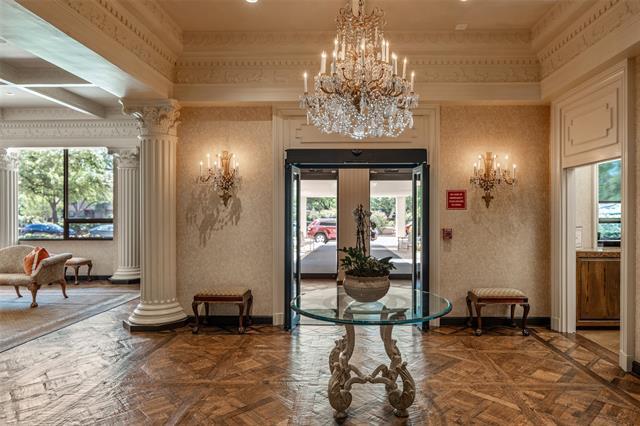 Building Photo - 6335 W Northwest Hwy