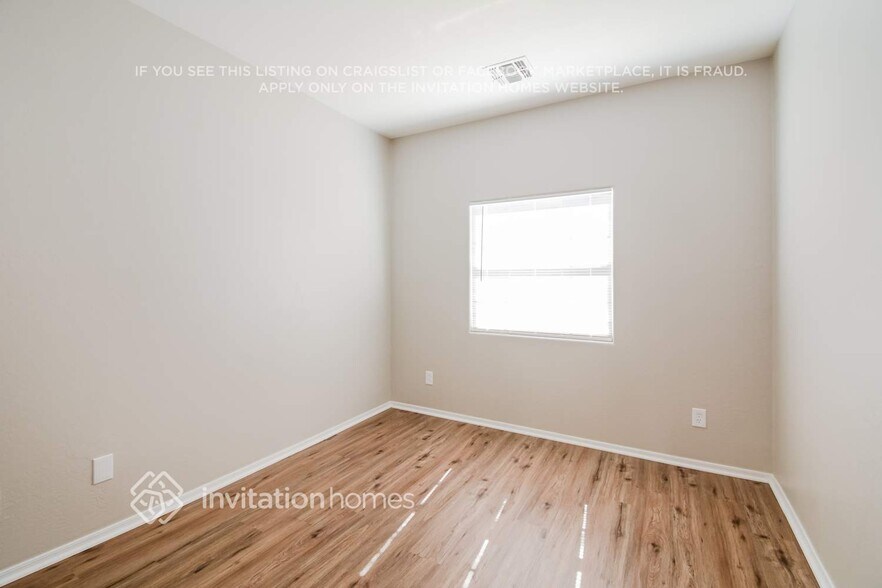 Building Photo - 15350 W Port Au Prince Ln
