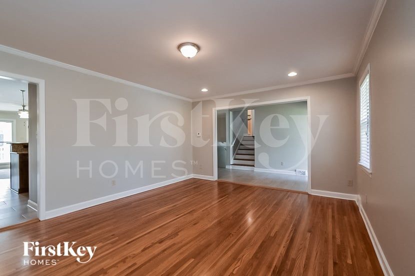 Building Photo - 1769 Great Oaks Cove