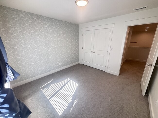 Building Photo - 3985 W 1960 N