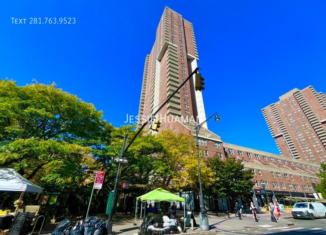 Primary Photo - 310 Greenwich St