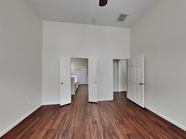 Building Photo - 38215 E Sulphur Creek Dr