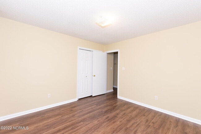 Building Photo - 171 Brenda Dr