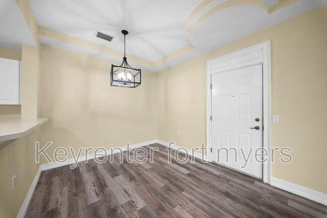 Building Photo - 3940 Pomodoro Cir