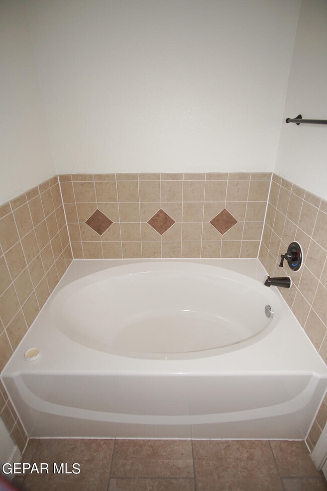 Building Photo - 14604 Spanish Point Dr