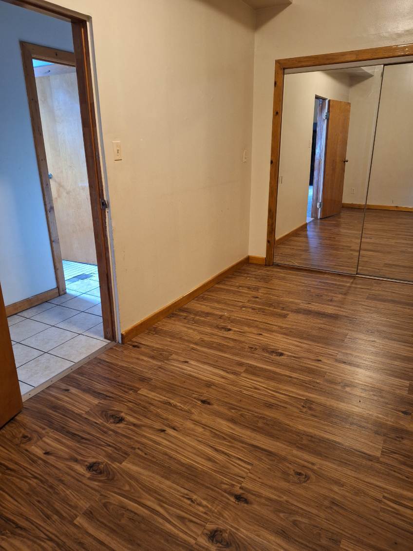 Bedroom A - 2136 W Cermak Rd