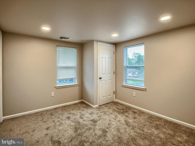 Building Photo - 78a Ridge Rd