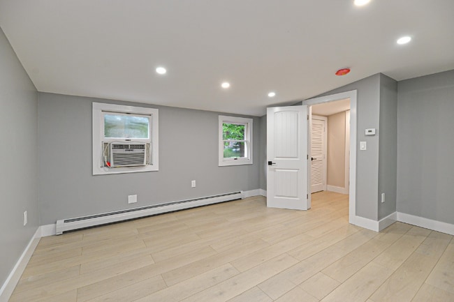 Building Photo - 36 Barbour Rd