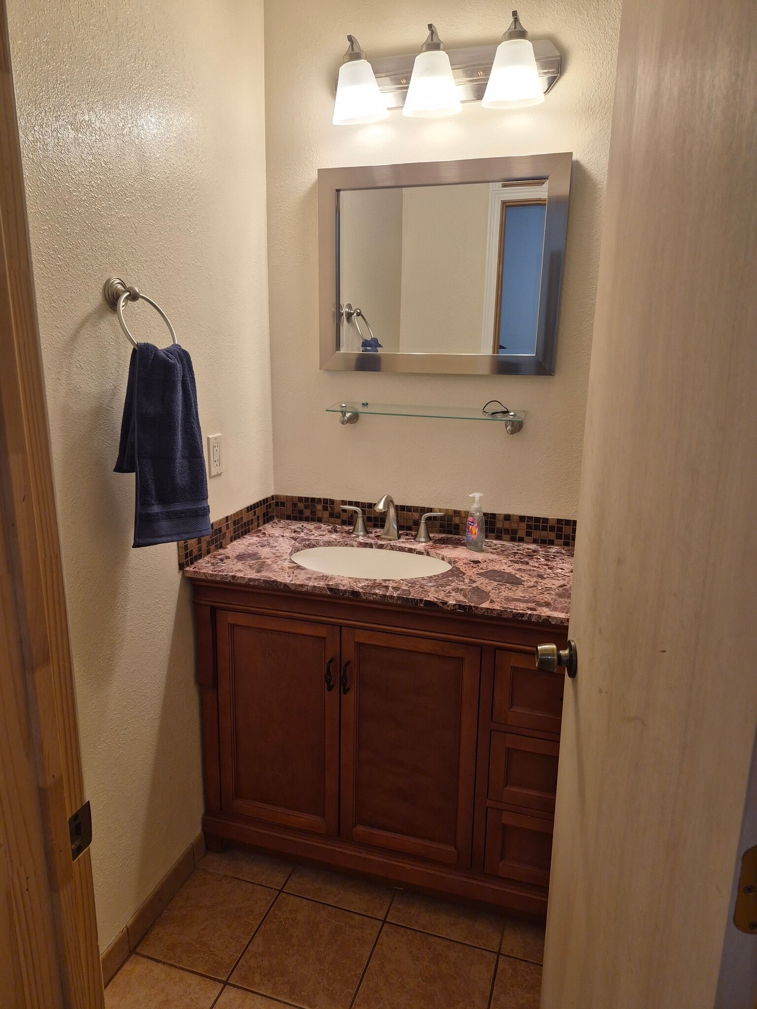 Building Photo - 2406 Walker Rd