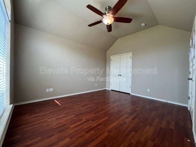 Building Photo - 1709 Del Simmons Dr