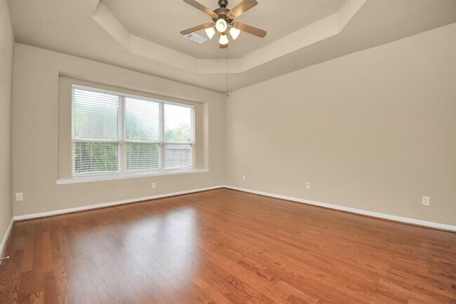 Building Photo - 6727 Oakman Ln