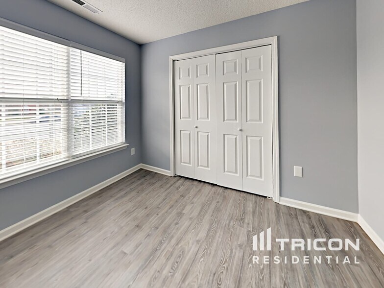 Building Photo - 2613 Millpond Way