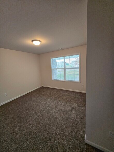 Front Bedroom - 4426 Squaw Valley Dr