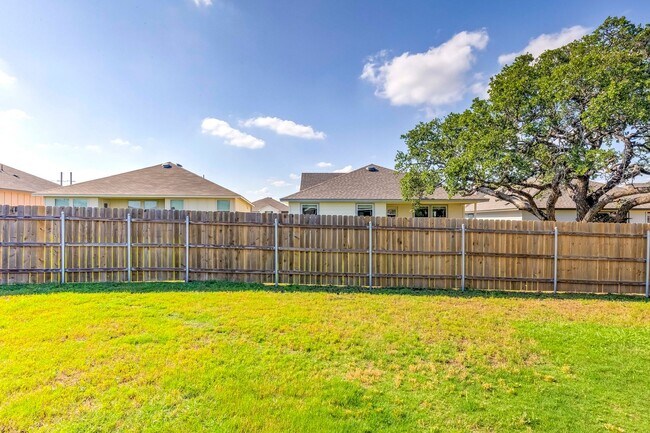 Building Photo - 4003 Arafel Ln