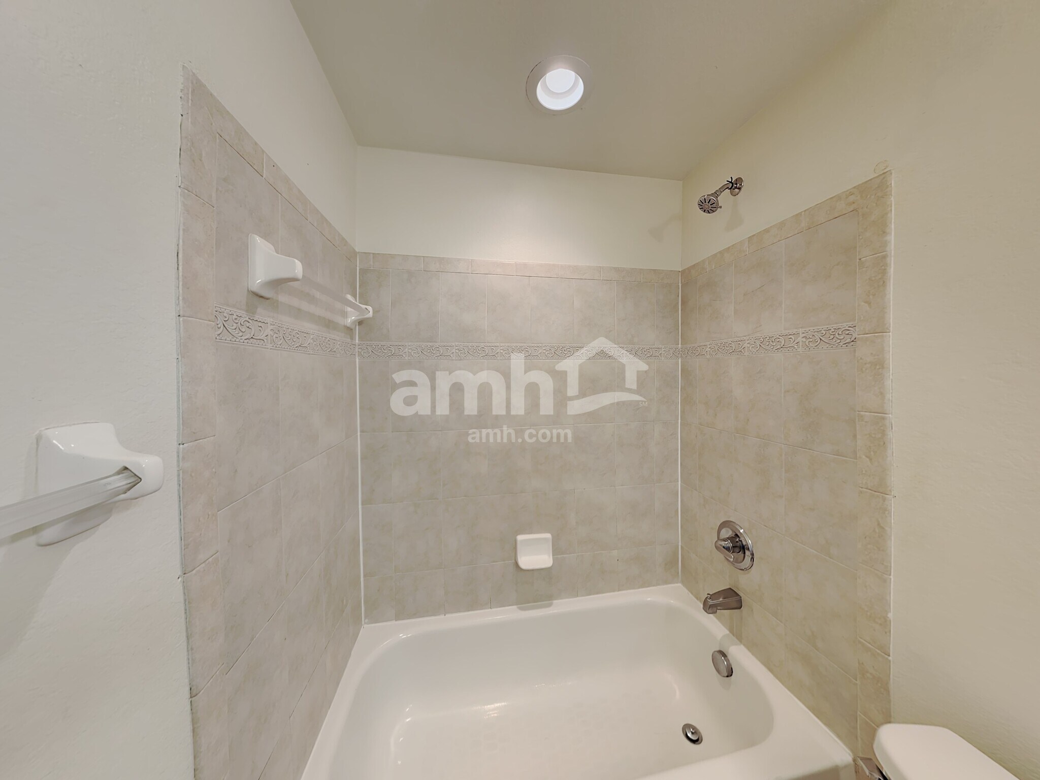 Building Photo - 10707 Carloway Hills Dr