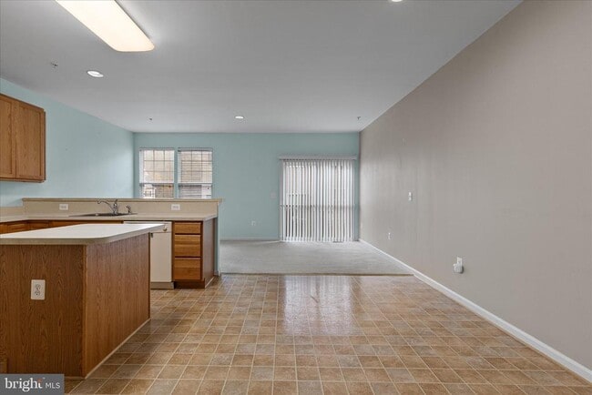 Building Photo - 22742 Bayside Way