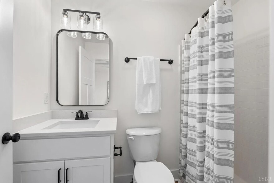 Building Photo - 1600 Wards Ferry Rd